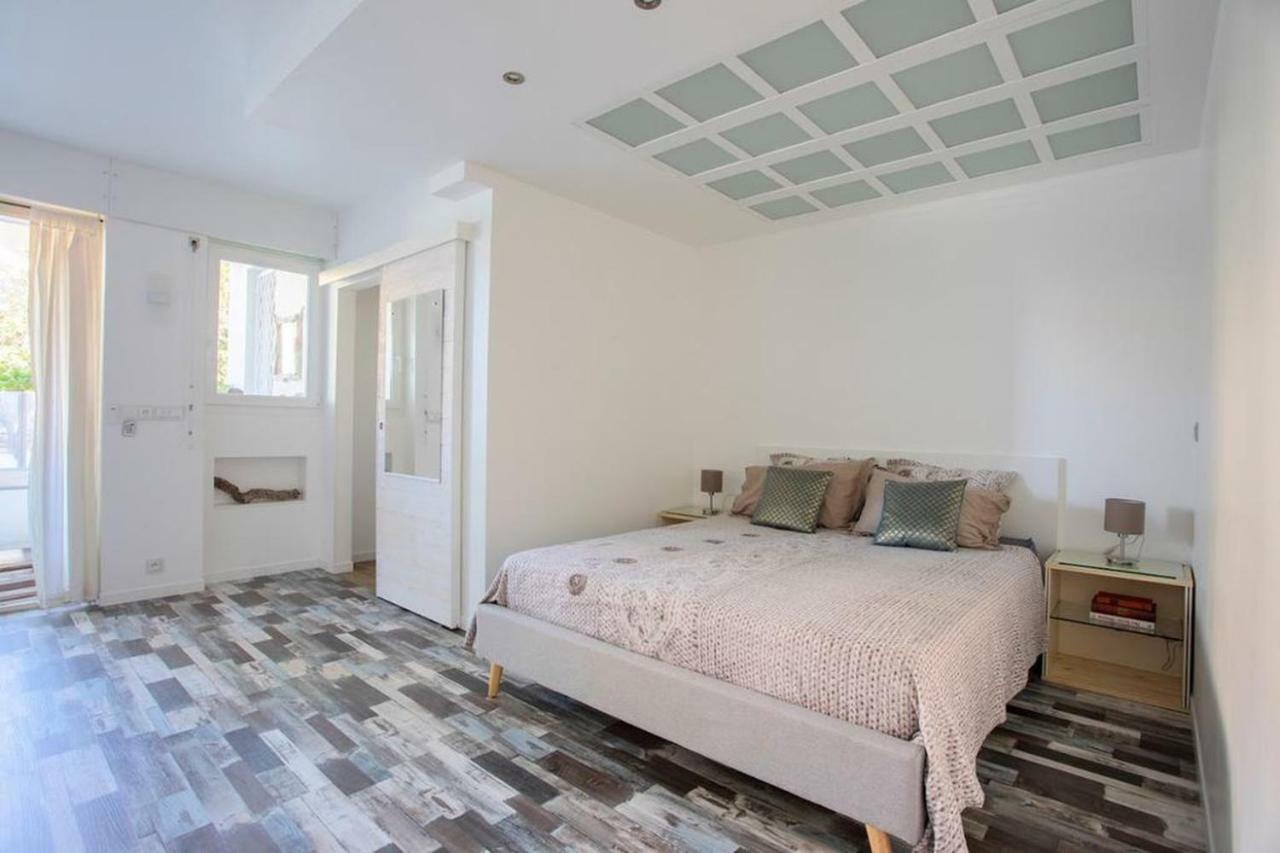 Grand Studio Neuf Face Port Et Plage, Parking Prive Golfe-Juan Bagian luar foto