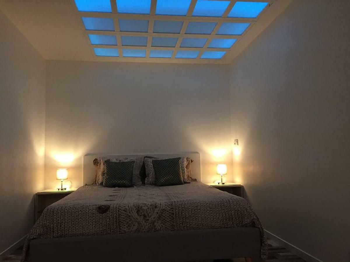 Grand Studio Neuf Face Port Et Plage, Parking Prive Golfe-Juan Bagian luar foto